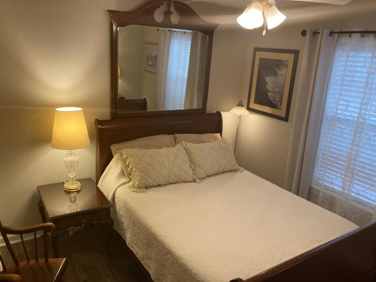 Spacious 3 Bedroom 2 Bath Condo Close To Five-Points In Athens Bagian luar foto